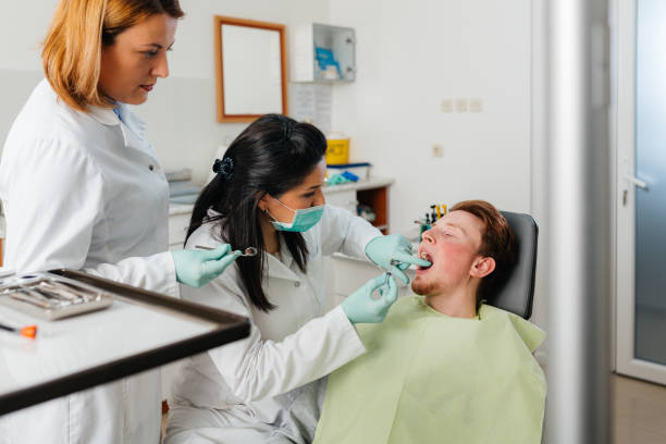 Best Cosmetic Emergency Dentistry in Van Buren, AR